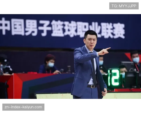 前冠军教头杨鸣确认下赛季将执教新球队，具体信息暂未公布